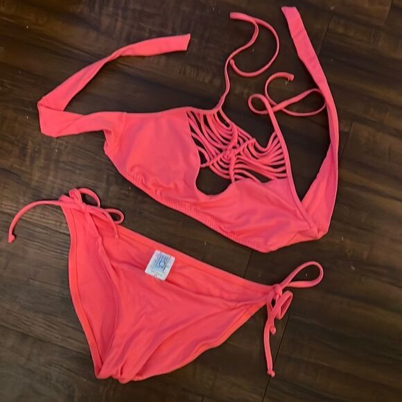 Pink Bikini NEW Never Worn Bathing Suit - Rebecca Virtue SWIM Size Medium - Picture 1 of 9